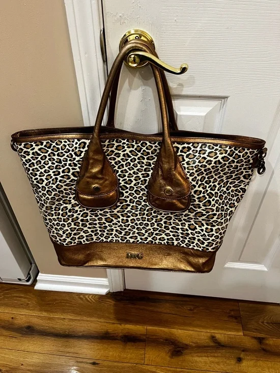 EUC Authentic Vintage Dolce & Gabbana Patricia Coated Canvas Cheetah Weekender - Picture 4 of 7